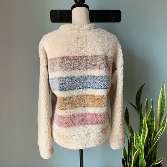 ❗️Sold❗️[ Thread & Supply ] Fairlyn Crewneck Sherpa Pullover Sweater • S - Picture 3 of 11